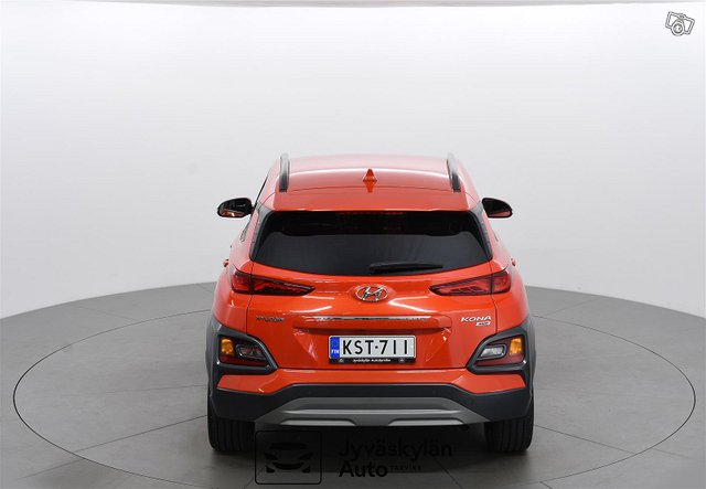 HYUNDAI KONA 4