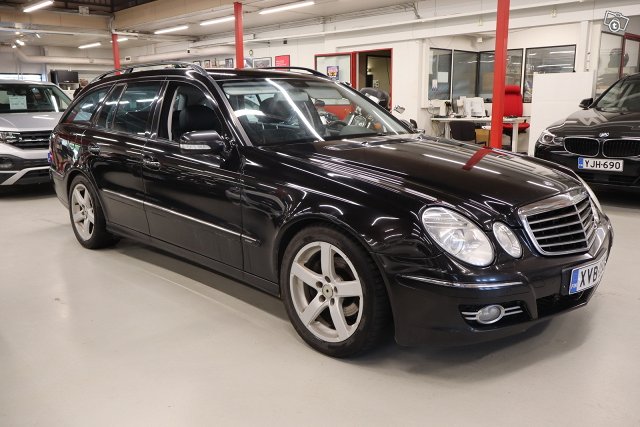 Mercedes-Benz E 4