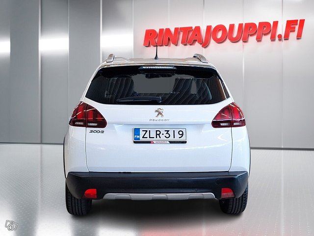 Peugeot 2008 5