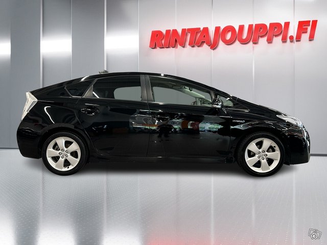 Toyota Prius 6