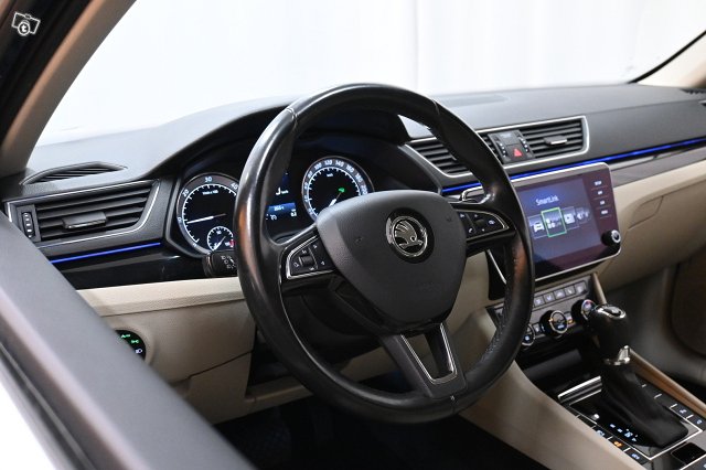 Skoda Superb 17