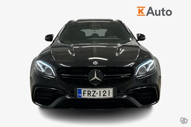 Mercedes-Benz E 63 AMG 4