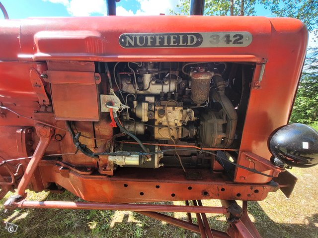 Nuffield 342 3