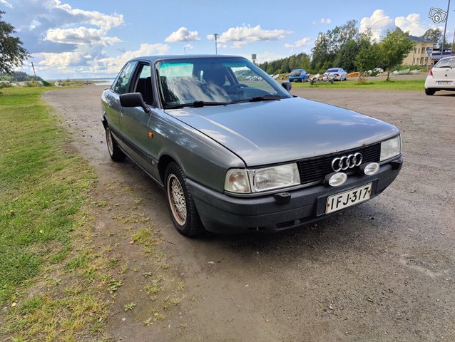 Audi 80-sarja 2