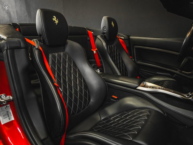 Ferrari California 14