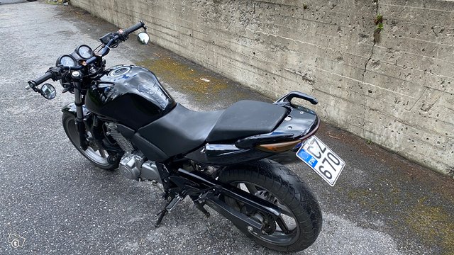 Honda CBF 500 3