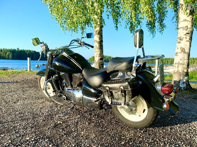 Suzuki VL 1500 Intruder 3