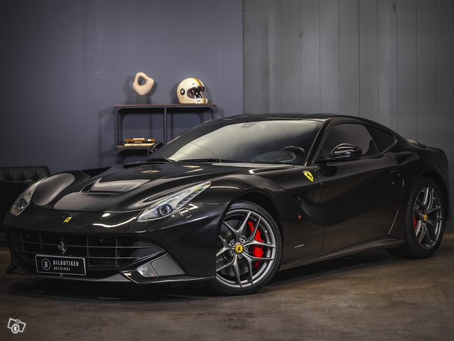 Ferrari F12 1