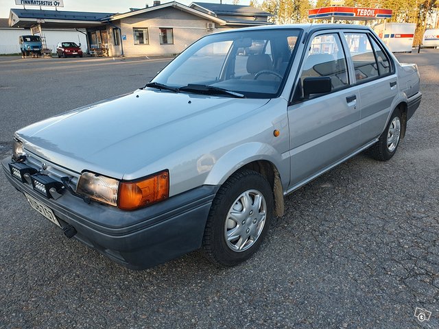 Nissan Sunny