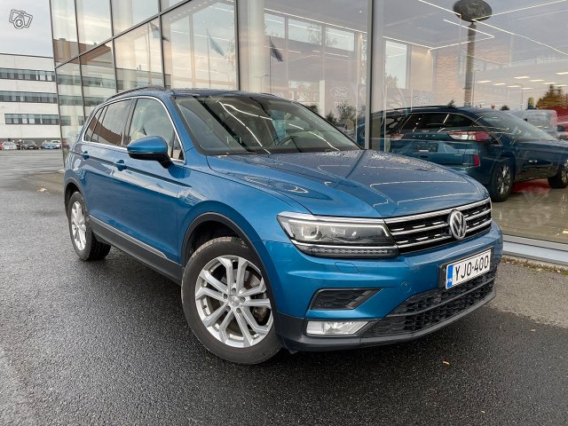 Volkswagen Tiguan 1