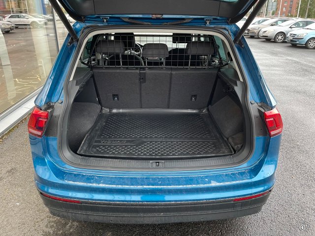 Volkswagen Tiguan 16