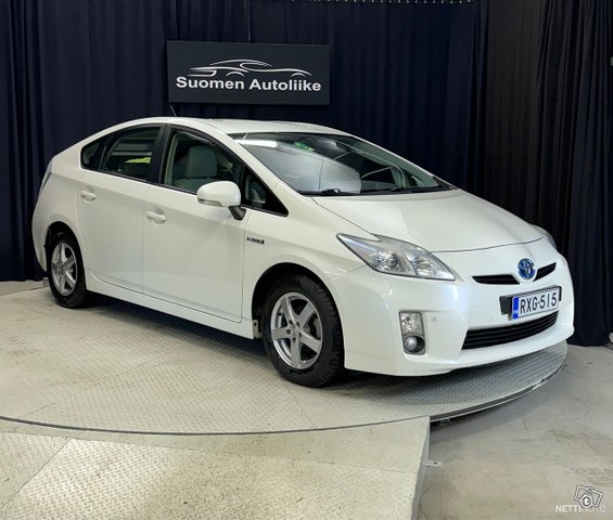 Toyota Prius 1