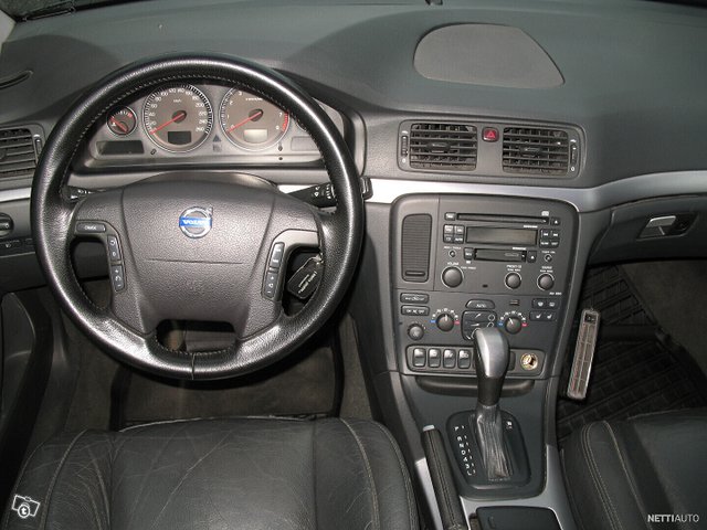 Volvo S80 17