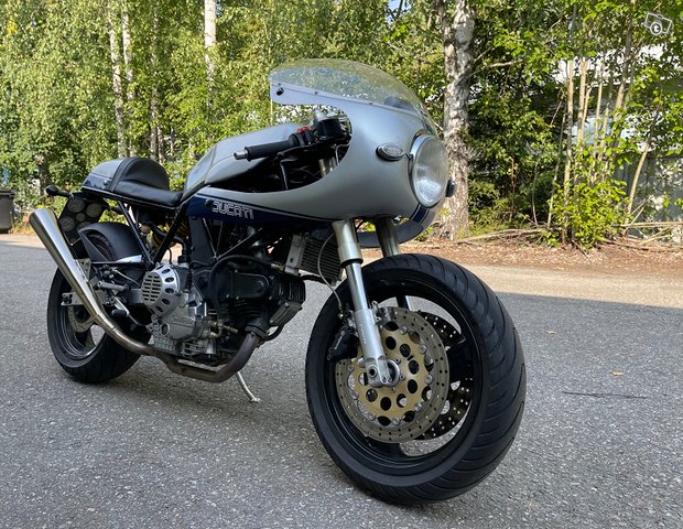 Ducati 900ss 3