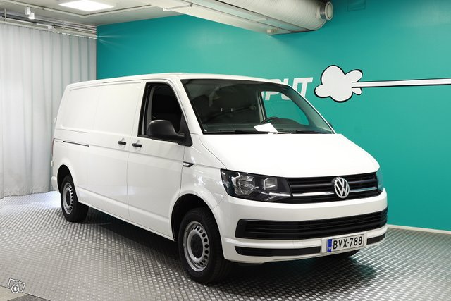 Volkswagen Transporter 1