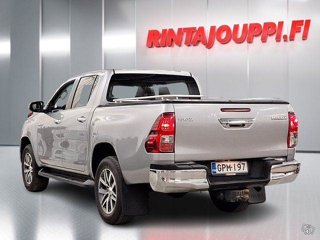 Toyota Hilux 2