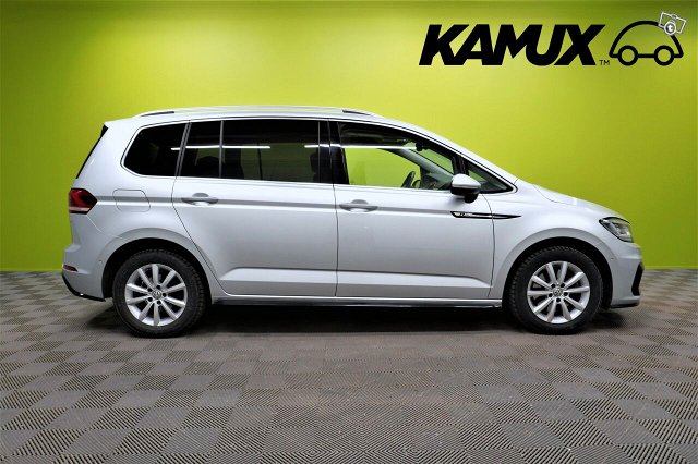 Volkswagen Touran 2