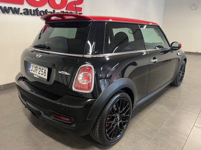 Mini John Cooper Works 23