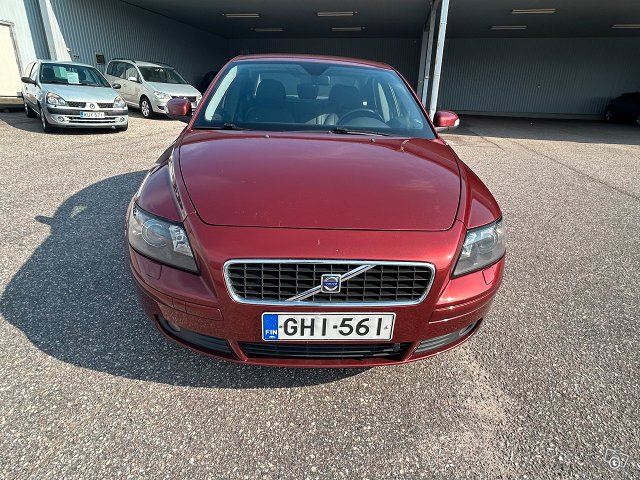 VOLVO S40 9