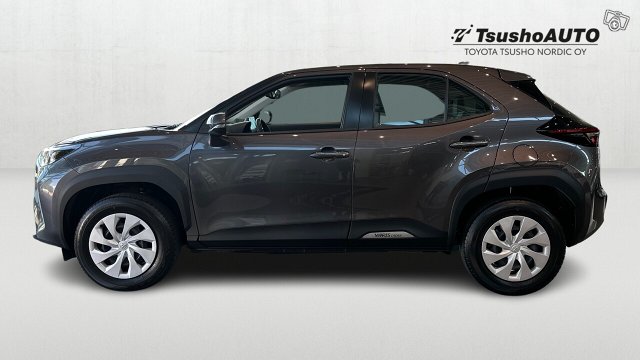 Toyota Yaris Cross 2