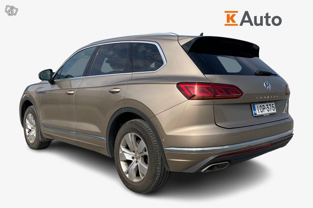 VOLKSWAGEN TOUAREG 2