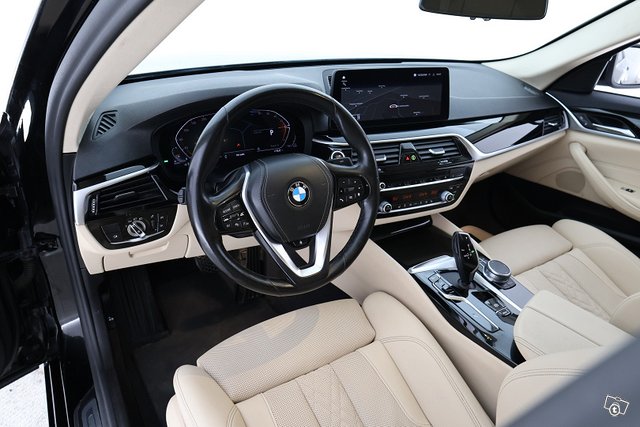 BMW 520 18