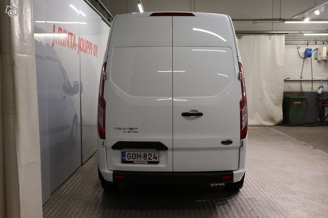 Ford Transit Custom 4