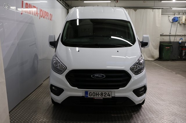 Ford Transit Custom 8