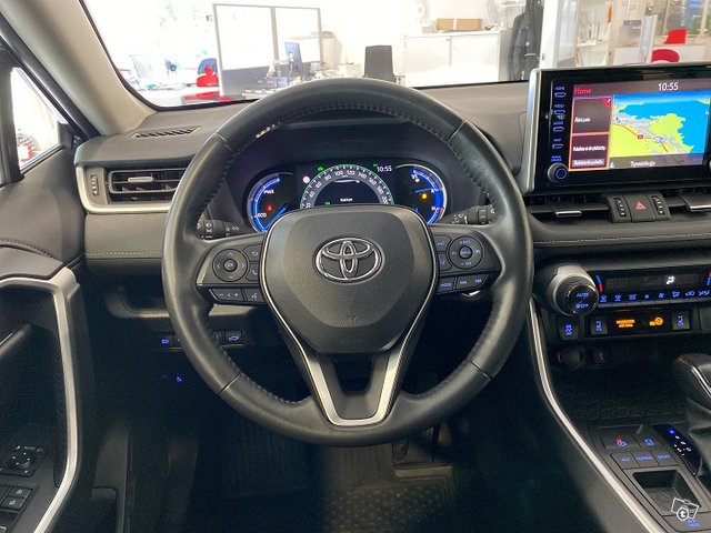 Toyota RAV4 11