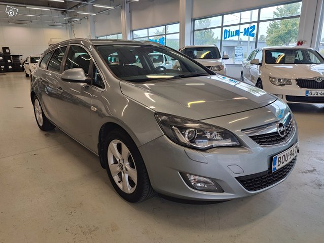 Opel Astra 2