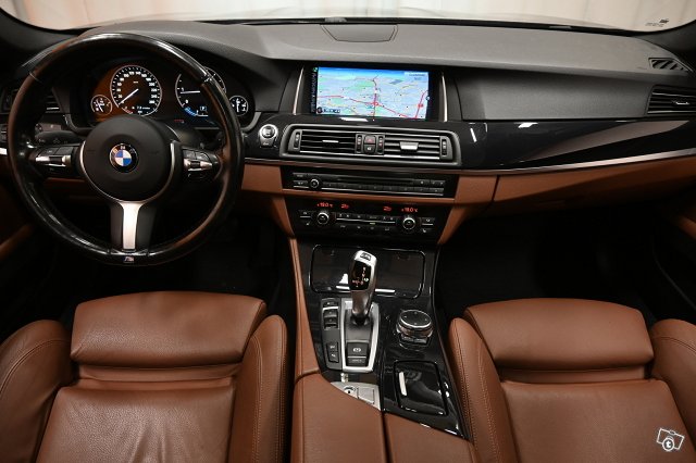 BMW 520 11