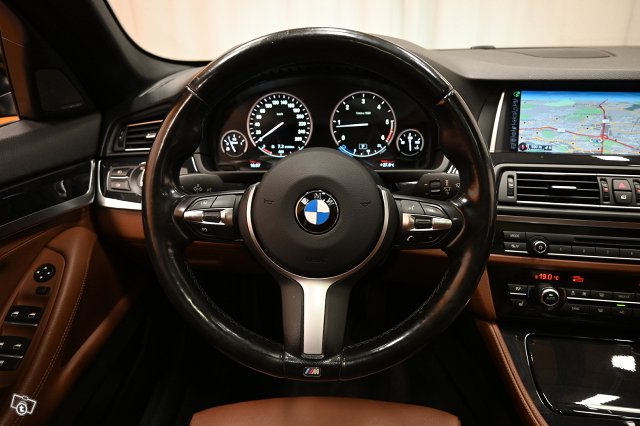 BMW 520 12