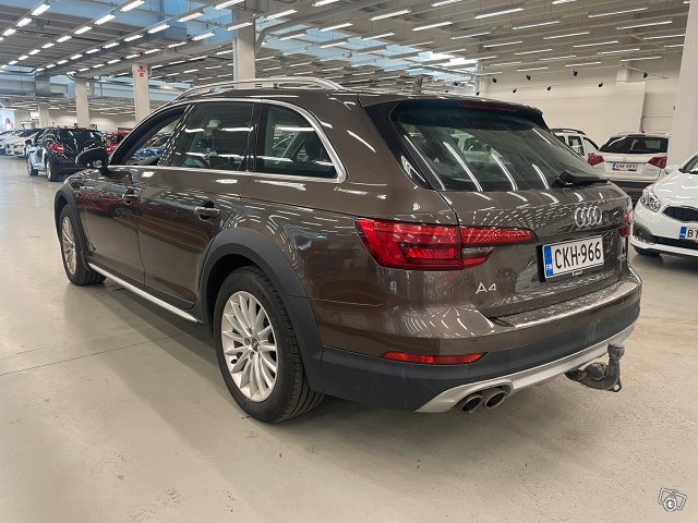 Audi A4 Allroad Quattro 3