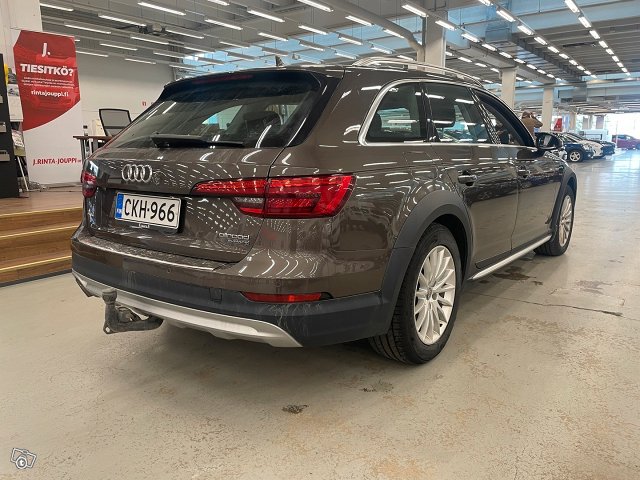 Audi A4 Allroad Quattro 4