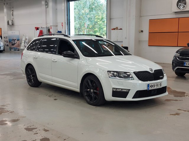 Skoda Octavia 1