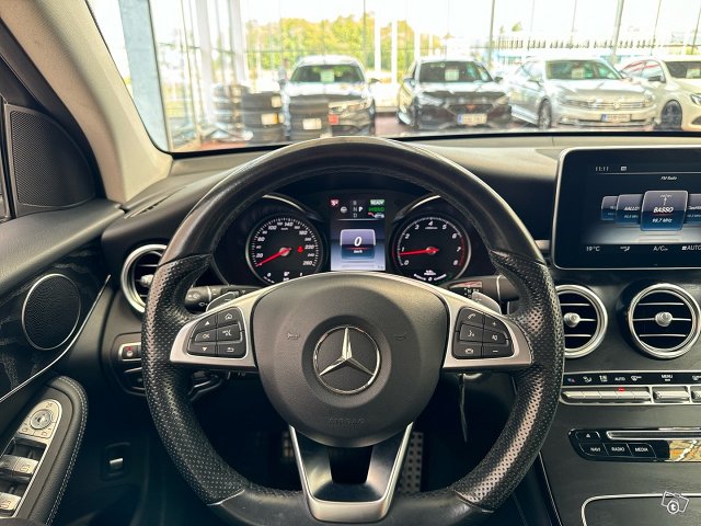 Mercedes-Benz GLC 13