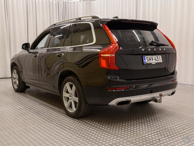 Volvo XC90 22