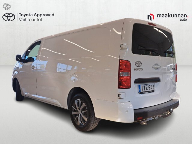 TOYOTA PROACE 3