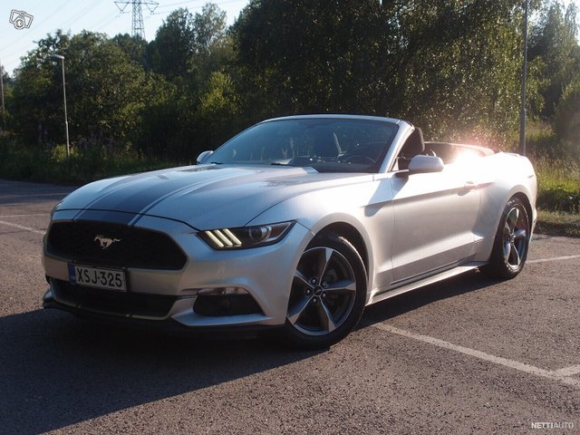 Ford Mustang 20