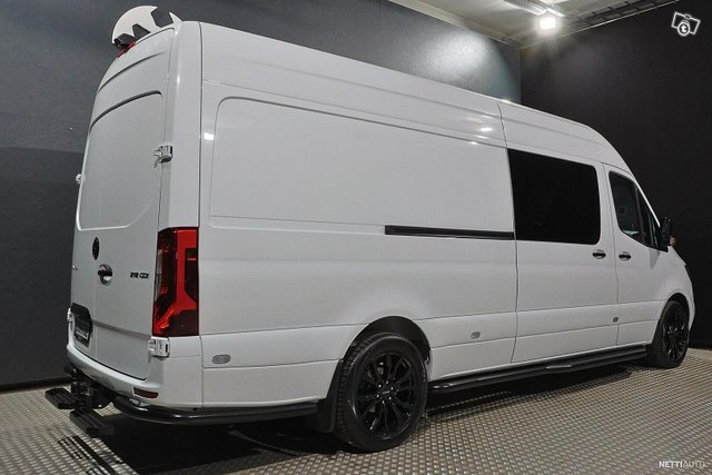 Mercedes-Benz Sprinter 6