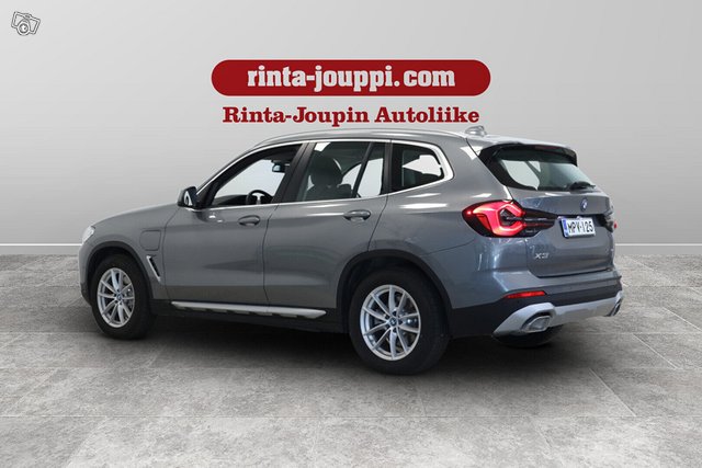 BMW X3 7