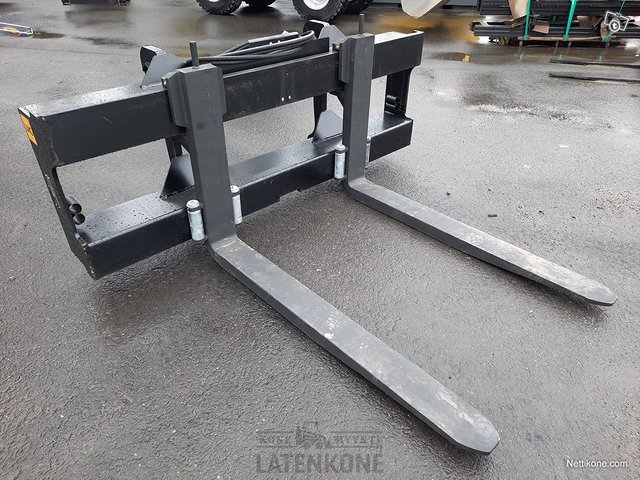 LMG Hydrauliset Trukkipiikit 11000kg 2200mm/1500mm Sivusiirto Volvo BM 1