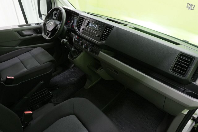 Volkswagen Crafter 12