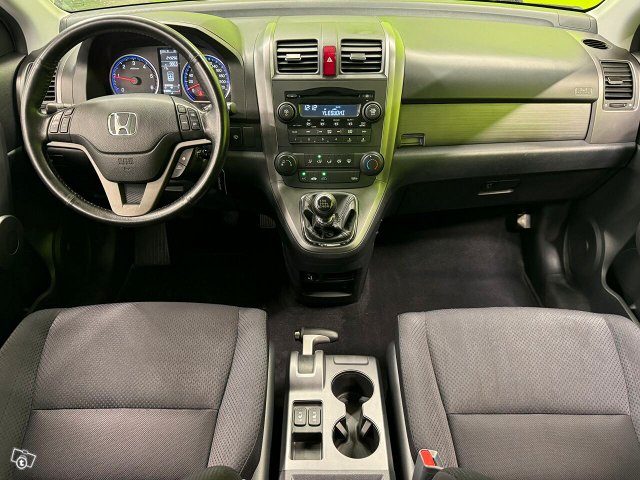 Honda CR-V 8