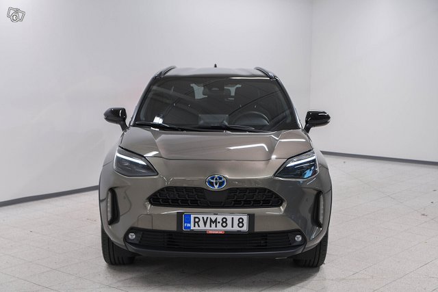 Toyota Yaris Cross 2