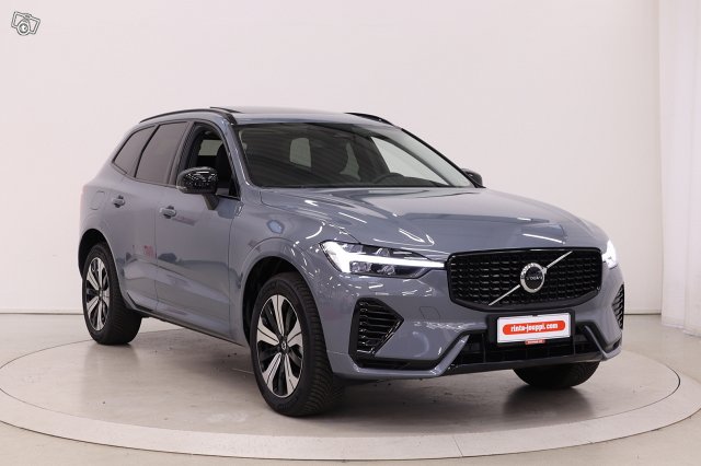 VOLVO XC60 3