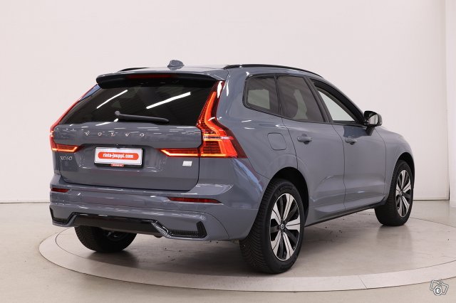 VOLVO XC60 5