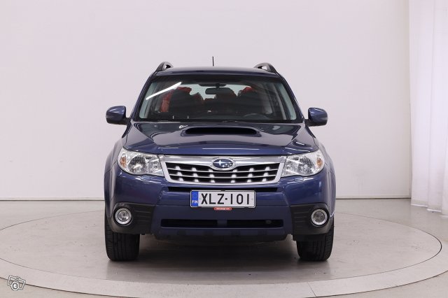 Subaru Forester 2