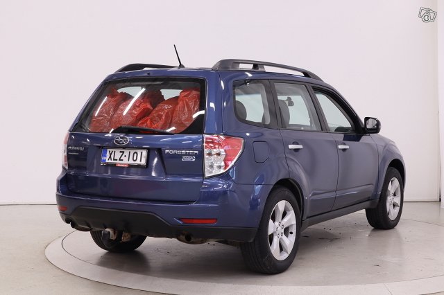 Subaru Forester 5