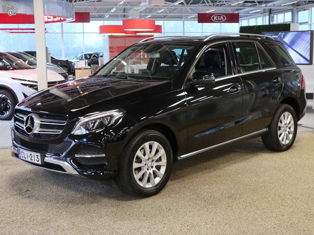 MERCEDES-BENZ GLE 1